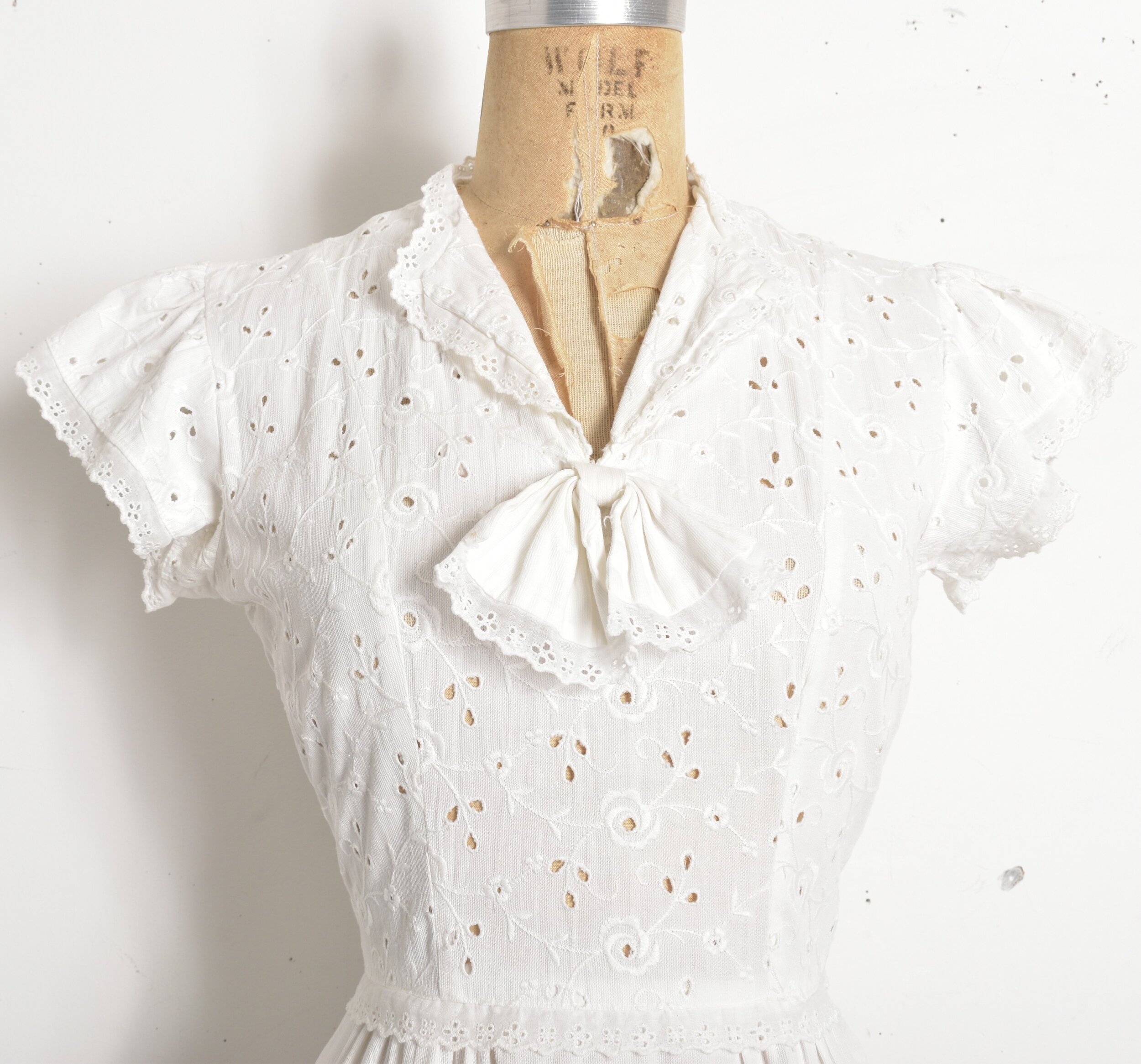 Vintage eyelet outlet dress